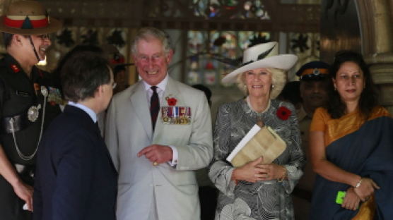 [사진] 인도에 방문한 영국의 찰스 왕세자 부부