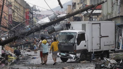 [사진] 초대형 태풍 하이옌에 한국인 10명 연락 두절