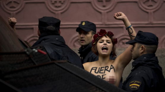 [사진] 낙태허용하라, 안된다. 스페인의 두 주장