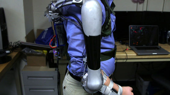 [사진] 학생들이 만든 ‘로봇 팔’