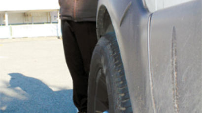 [우리 동네 이 문제] 안전검사 통과 못하는 타이어 휠 유통
