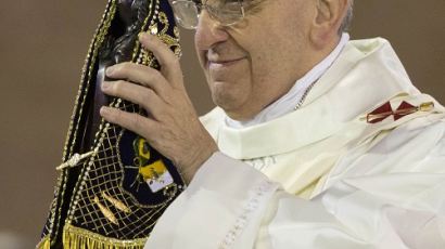 타임 올해의 인물 프란치스코 교황 "겸손하고 소탈한 교황, 선정 이유는 바로 이것"