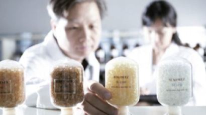 코오롱, 특허 보유 업계 1위 … 유기태양전지 성능 세계 톱