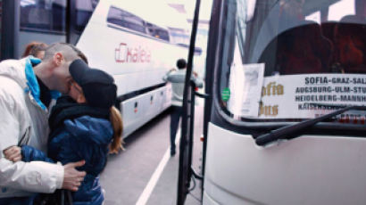 일자리 찾아 서쪽으로 … 짐싸는 동유럽인 급증