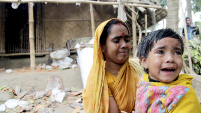 [사진] 방글라데시 반쪽짜리 총선… 결국