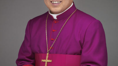 한국 세 번째 추기경에 염수정 대주교…2월 서임식 예정
