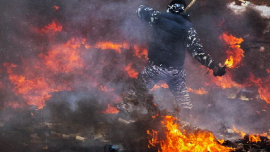 [사진] 점점 격해지는 우크라이나 시위 '사망자' 발생