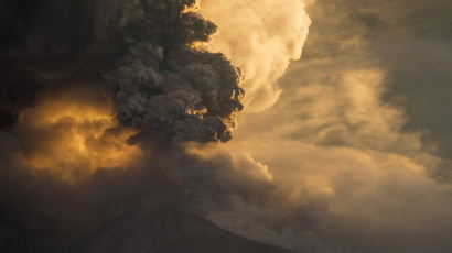 [사진] 퉁구라우아 화산 분출