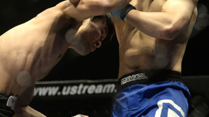 윤형빈에 TKO로 패한 일본 선수, 과거 발언 보니 "개그맨이냐, 게이냐"