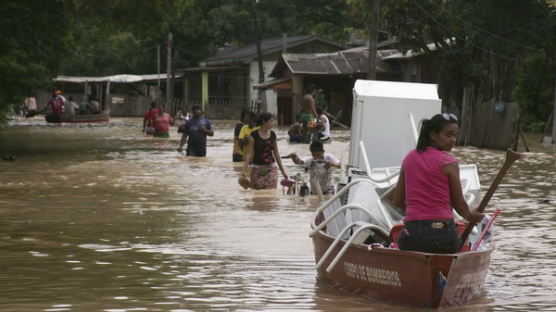 [사진] 폭우로 브라질 아크레강 범람, 홍수발생