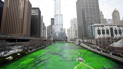 [사진] ‘강 통째로 물들여’ 통큰 시카고