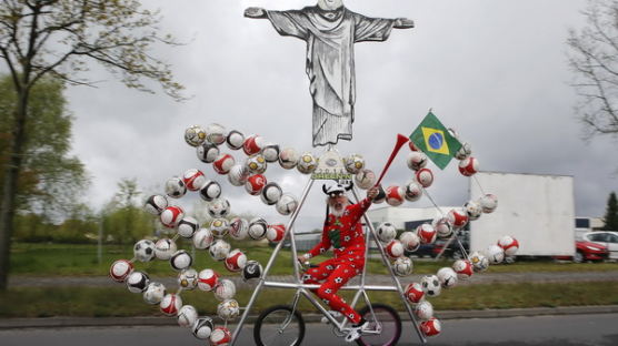 [사진] 2014 월드컵 기념해 만든 자전거