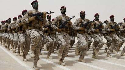 [사진] 훈련하는 사우디아라비아 군인들
