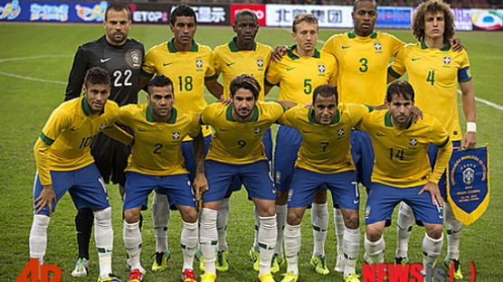브라질, 월드컵 23인 명단 발표…카카, 호나우지뉴 탈락