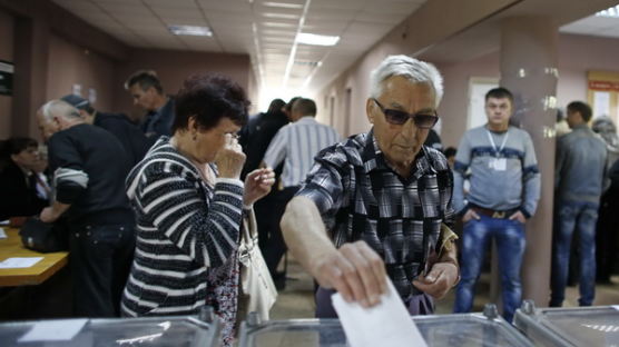 [사진] 우크라이나 동부, 분리 독립 찬반 묻는 주민투표 실시