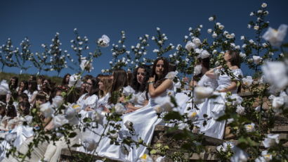 [사진] 스페인의 봄처녀들