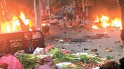 시진핑 "테러와 전쟁" 다음날, 신장서 최악 폭탄 테러 