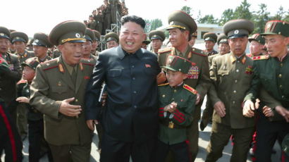 [사진] 北 김정은 평양 만경대혁명학원 방문