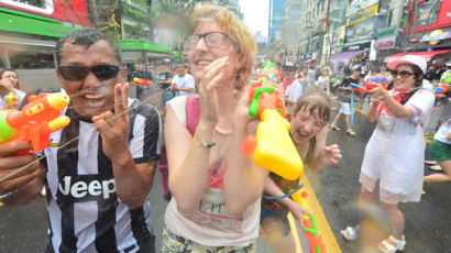 [사진] 신촌 물총 축제, 미스에이 수지 참가