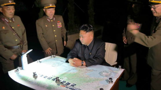 북한 단거리 탄도 미사일 발사…김정은 주한미국 타격훈련 지도