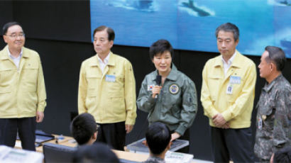 [사진] 수방사 찾은 박 대통령 "군 신뢰"