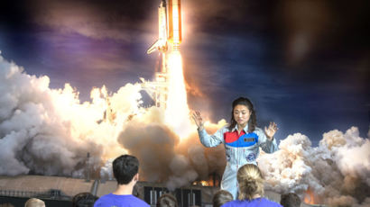 한국 최초 우주인은 미국에서 자원봉사중