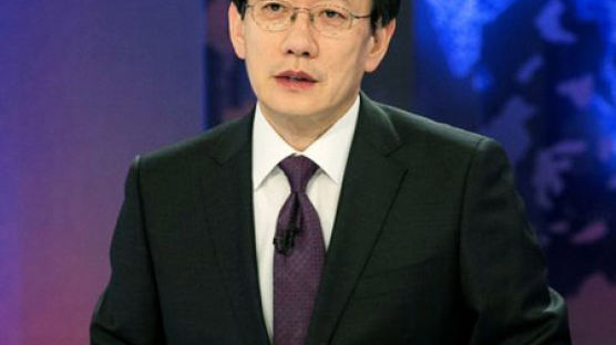 손석희, 10년째 ‘가장 영향력 있는 언론인’… JTBC 신뢰도 1위