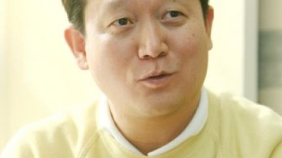 코어콘텐츠미디어 김광수 대표, '수상한 돈거래' 혐의…여배부 H씨는?