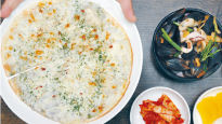 [통큰식당] 짬뽕과 국밥 두 그릇 시키셨죠, 피자와 전골은 덤입니다