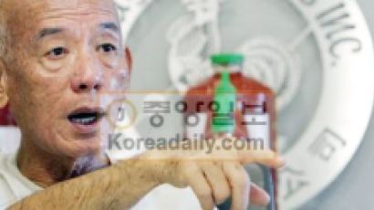 '스리라차 소스'로 미국 석권 '후이 퐁 푸즈사' 회장 인터뷰