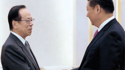 아베 “반드시 회담 성사를” 후쿠다·스가·야치 총동원
