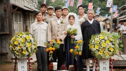 영화 '허삼관' 1월15일 개봉…하정우·하지원이 부부로?
