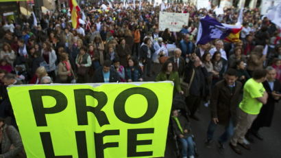 [사진] ‘생명은 소중하니까’ 스페인 낙태 금지법 옹호 시위