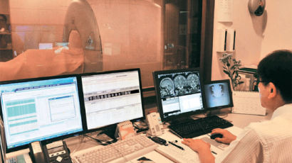 직장암 수술 전 MRI 검사, 직장·항문 보존율 높여