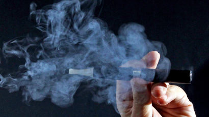 전자담배 발암물질, 일반담배의 10배 '충격'