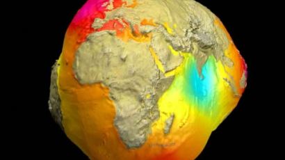 NASA 포츠담 중력 감자, '울퉁불퉁' 튀어나온 이유 알아보니