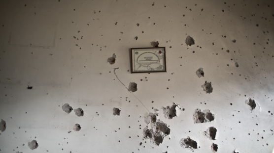 [사진] TTP 공격받은 군 부설 학교 ‘처참한 풍경’