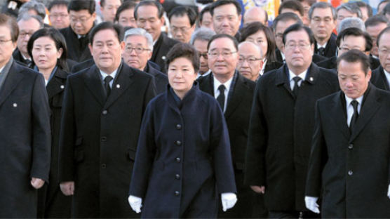 박 대통령, 연말 초·재선과 회동 … 야권과도 소통 나서나