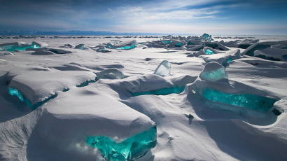[사진] 자연이 빚어낸 예술, 얼음 호수