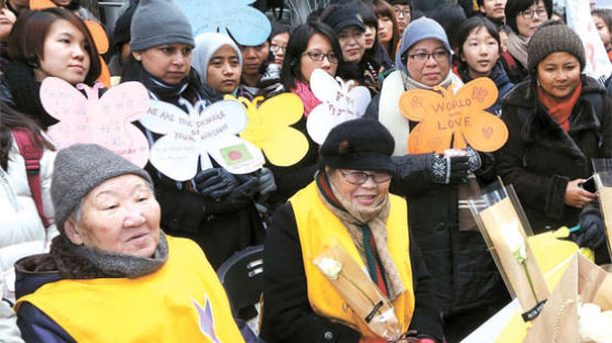 아시아 여성운동가 "전세계가 ‘할머니’와 함께해요"
