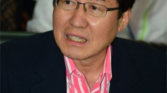 "홍준표 지사, 김해 교육장에게 '건방지다' 발언" 주장 논란 