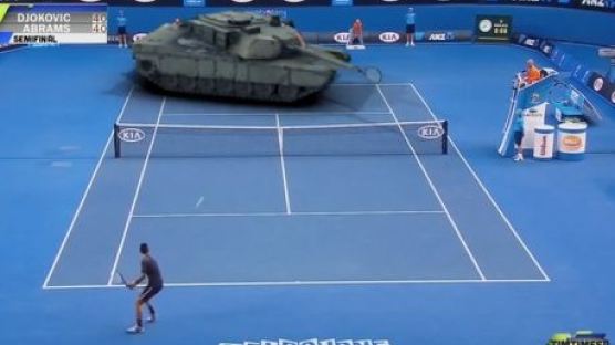 탱크와 조코비치의 이색 테니스 대결, 과연 승자는? 