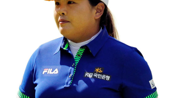 박인비 올해 LPGA 첫승…리디아고 따돌리고 힘겨운 승리 