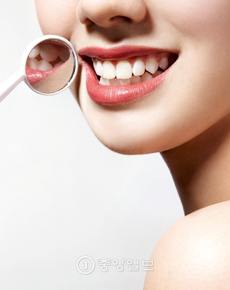 치아 건강에 해로운 습관, "웰빙 식품인줄 알았는데…잇몸·치아에 안좋다?"