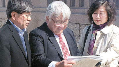 일본 돈·인맥이 따낸 '의회 연설'… 힘에서 밀린 한국 외교