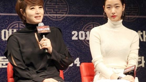 '차이나타운' 언론시사회에 나란히 앉은 김혜수&김고은..."김고은 여신강림 포스"