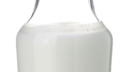 우유 치매 예방 효과, 학교에선 초코우유 금지해… '카페인은 없애고 클루타티온은 높이고'