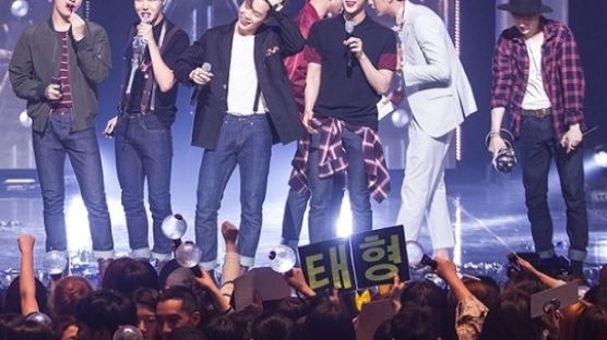 엠카운트다운 방탄소년단, EXID 제치고 1위… 립스틱 공약은?