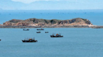 [사진] 서해 불법 점령한 중국 어선들 