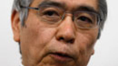 일본 국채 인기가 왜 이래 … 구로다의 속앓이